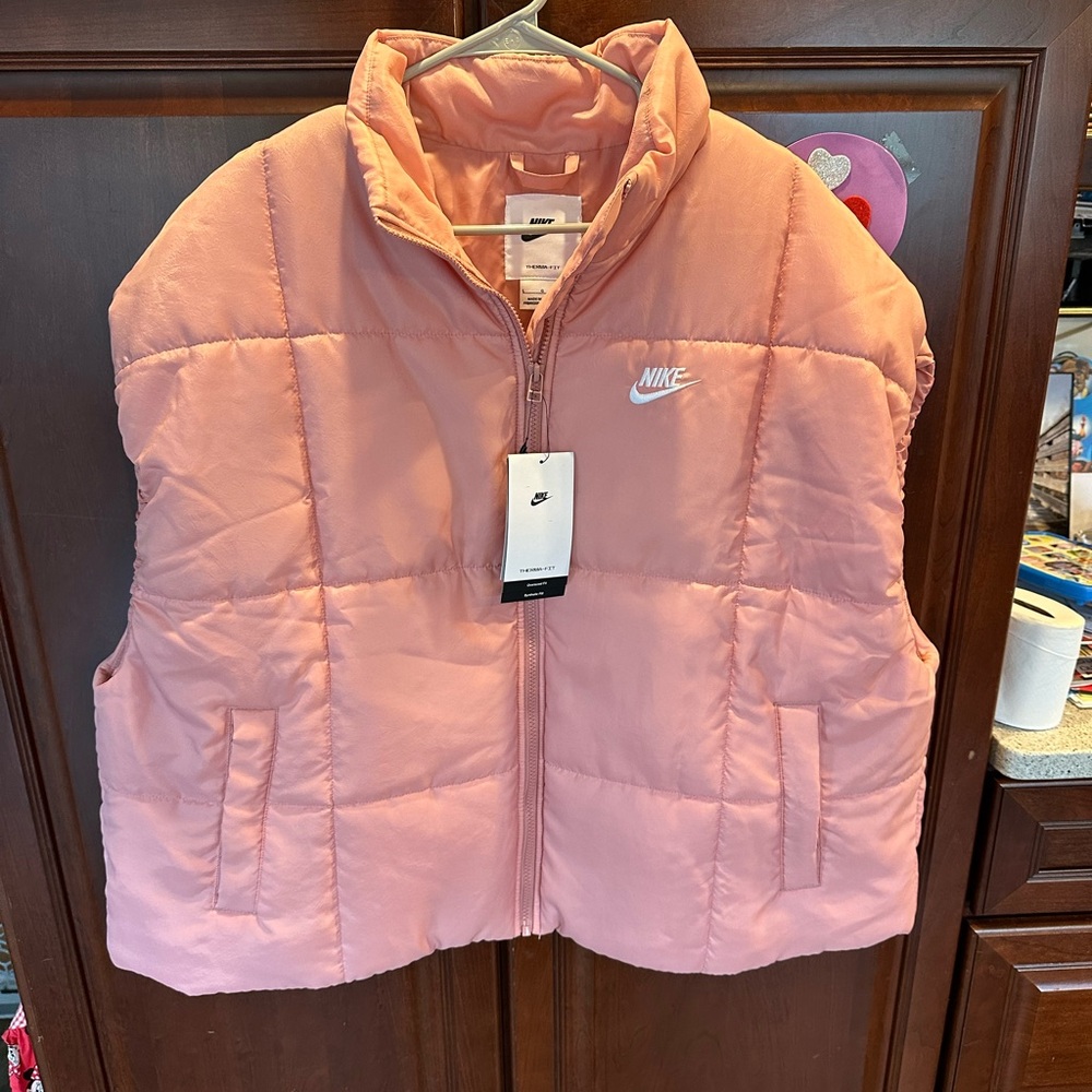 Pink/salmon oversized NIKE puffer vest